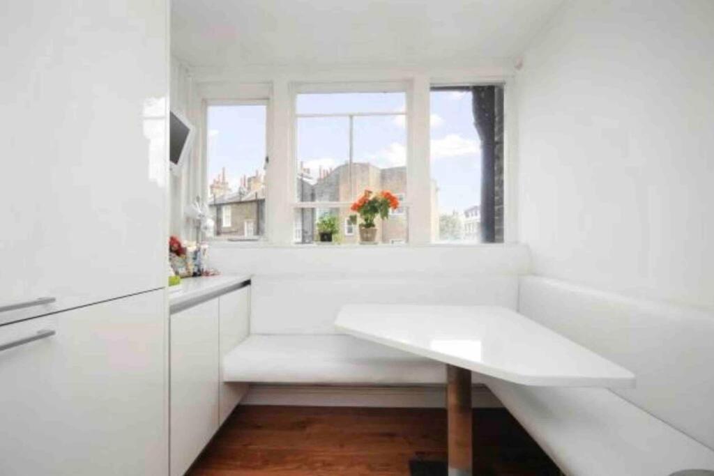 Stunning Grand 2 Bed, 2 Bath Apartment, Londra Dış mekan fotoğraf